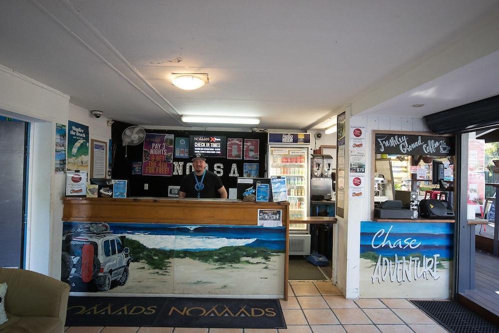 Nomads Noosa Hostel Exterior photo